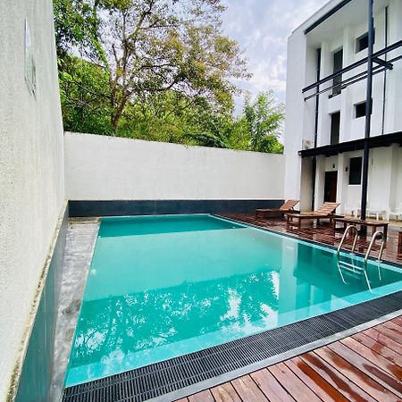 Hotel Kandyan View Bagian luar foto